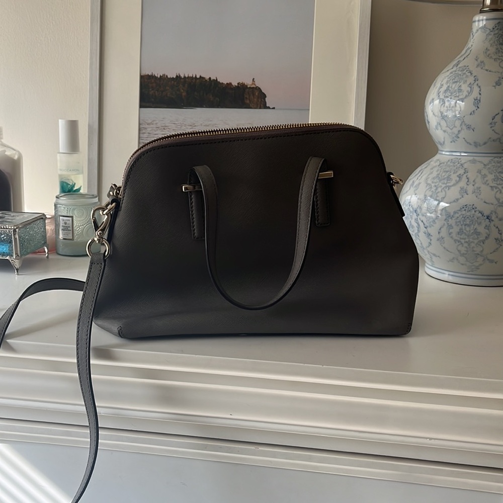 Like New!! Grey Kate spade purse-Perfect Condition - Picture 2 of 3